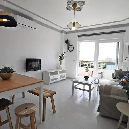 Flat With Terrace And Sea Views In - Joan Miro Torremolinos